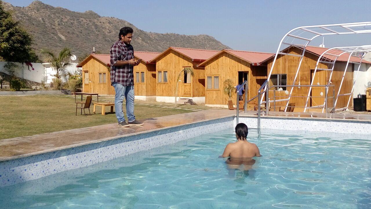 The Rustic Pines Hotel Udaipur Exterior foto